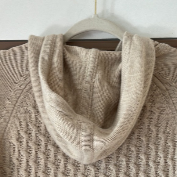 Cambridge Dry Goods Wool Sweater size M - Picture 3 of 15